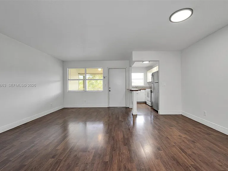 250 Layne Blvd #205 — Photo 24
