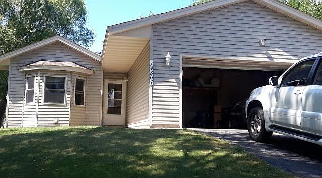 1st image of 14807 Hillcrest Rd SE