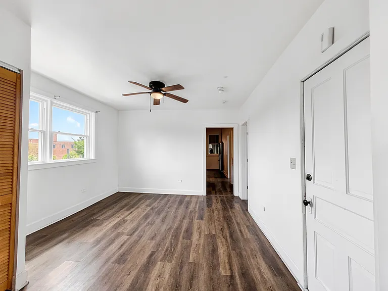 9046 S Brandon Ave #3 — Photo 6