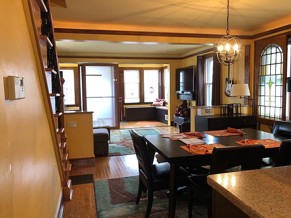 3rd image of 36 Eldridge Ave