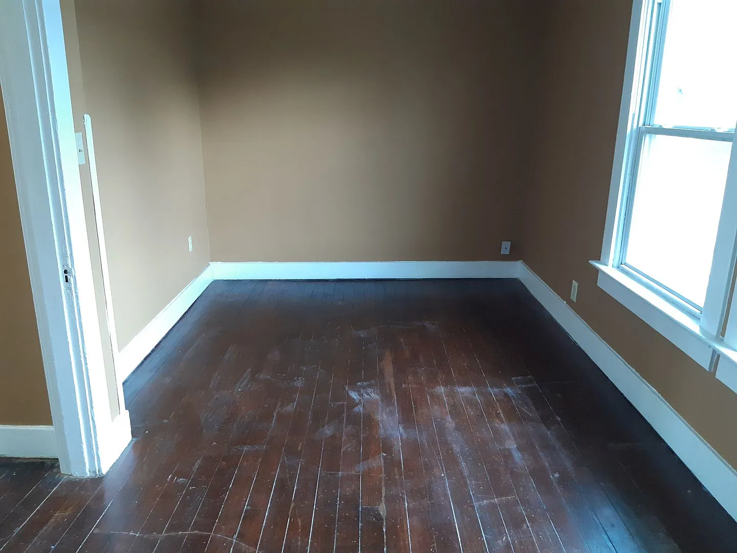 beautiful 3 bedrooms 2 bathrooms house — Photo 3