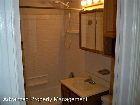 5th image of 2116 Sloan St