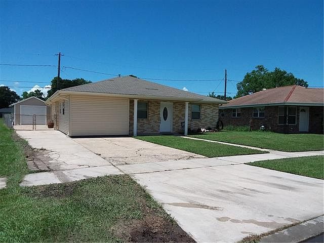 1st image of 55 W Carolina Dr