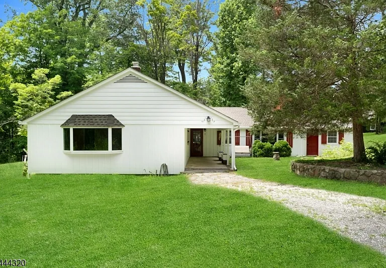 62 Gaston Rd — Photo 30