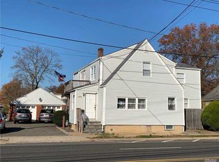 2719 N Jerusalem Rd, East meadow, NY 11554