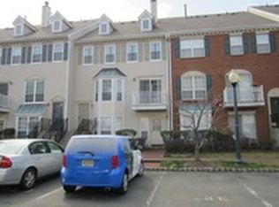28 Cedar St, Jersey City, NJ 07305