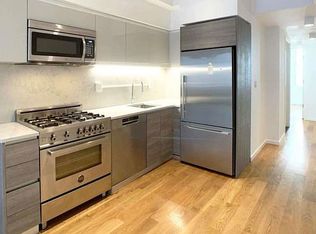 321 Canal St #1, New York, NY 10013