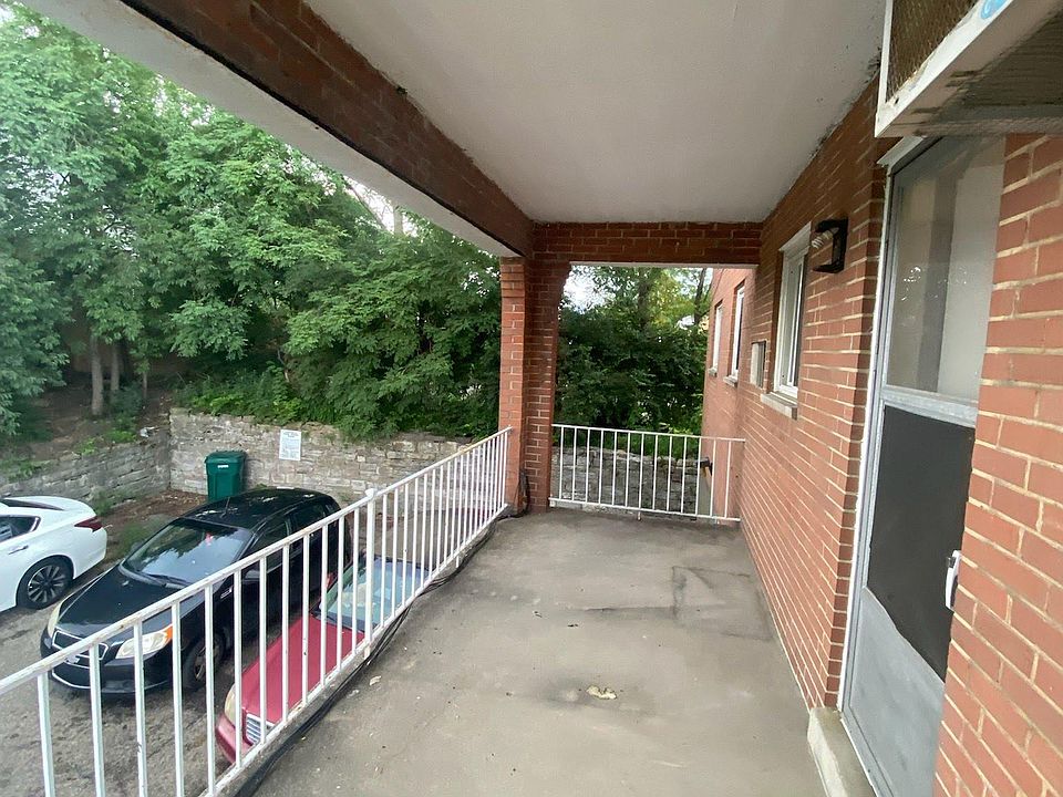 1st image of 3287 Ferncroft Dr #1