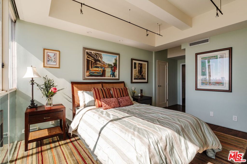 2170 Century Park E APT 1805, Los Angeles, CA - View 4