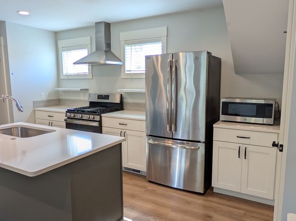 212 W 7th St