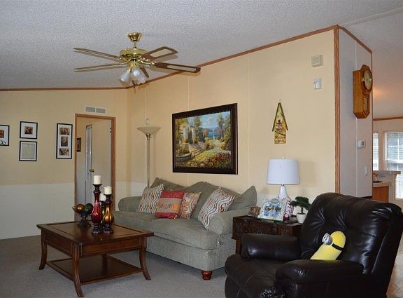 3rd image of 1913 Wilcox Cir SW