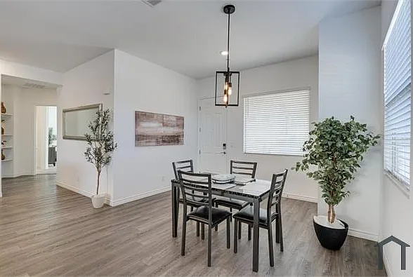 209 Coltrane Canyon Ave — Photo 11