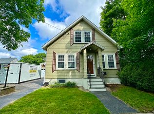 28 Patricia Ave, Lowell, MA 01850
