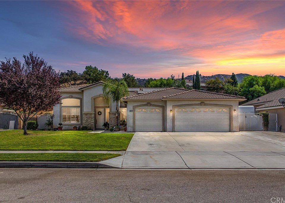 1st image of 13527 Mesa Crest Dr