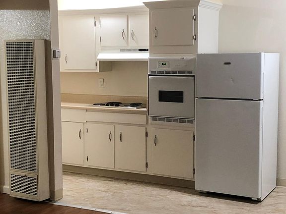 2nd image of 1020 Elm St APT 12