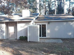 6315 Norton Dr, Fayetteville, NC 28304