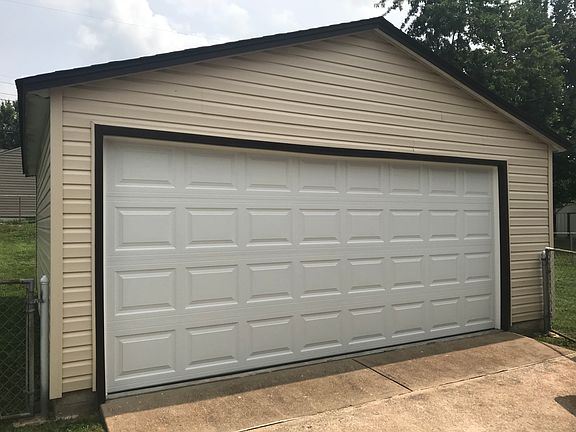 2nd image of 3134 Pearl Harbor Dr