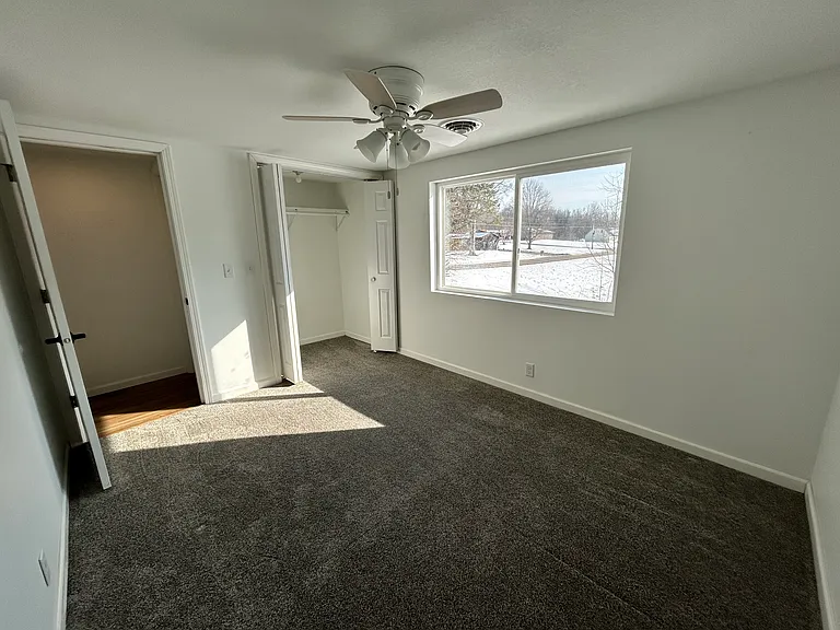 2271 S Cost A Plenty Rd #2 — Photo 8
