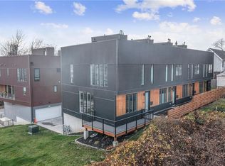 414 Jefferson Ave, Cleveland, OH 44113