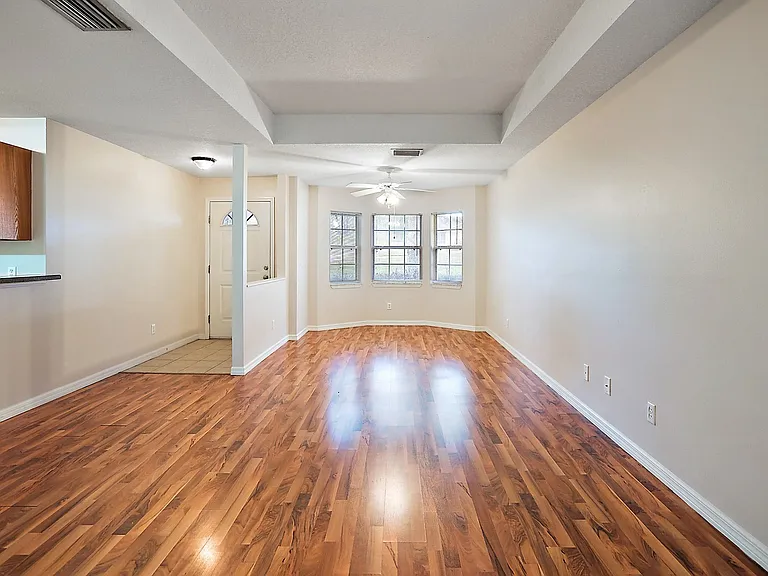 1204 Wood Duck Ln #1 — Photo 7