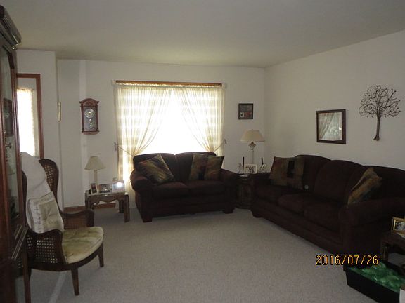 2nd image of 10246 Bull Run Dr