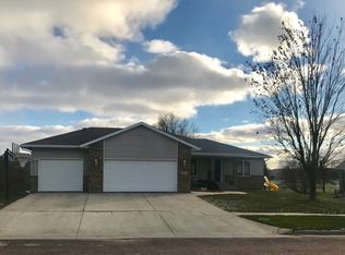 707 Par Ln, Dell Rapids, SD 57022