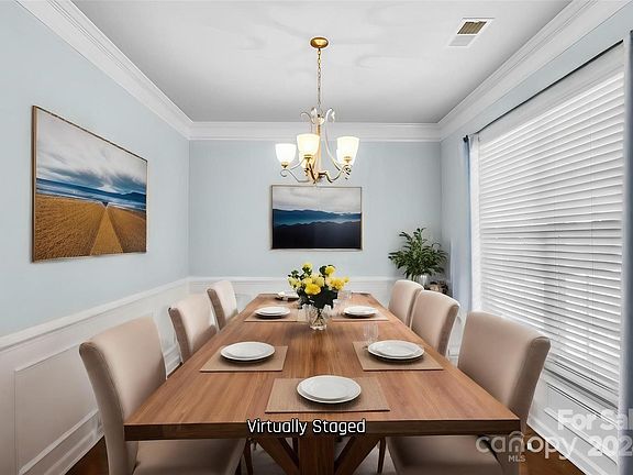 5th image of 126 Carolinian Dr