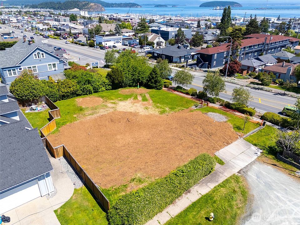 1st image of 3420 Commercial Avenue