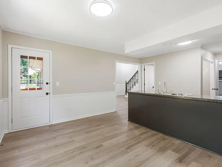 11804 Oakmont St — Photo 11