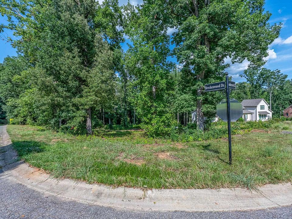 1st image of 645 Breckenwood Dr