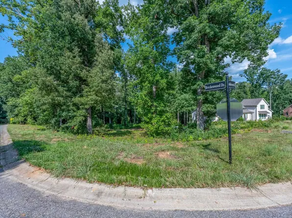 645 Breckenwood Dr, Spartanburg, SC 29301