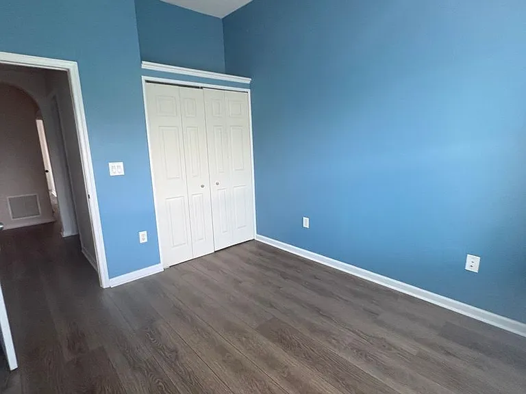 607 Crystal Way — Photo 19