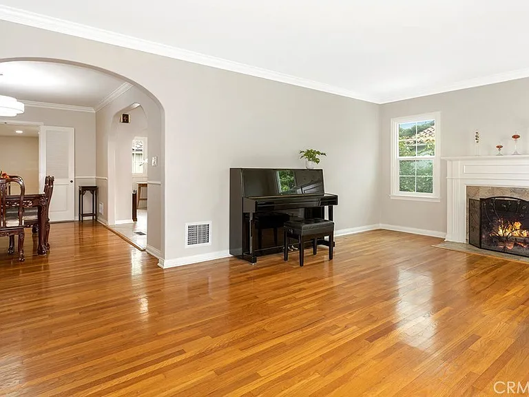 2963 Sheffield Rd — Photo 5