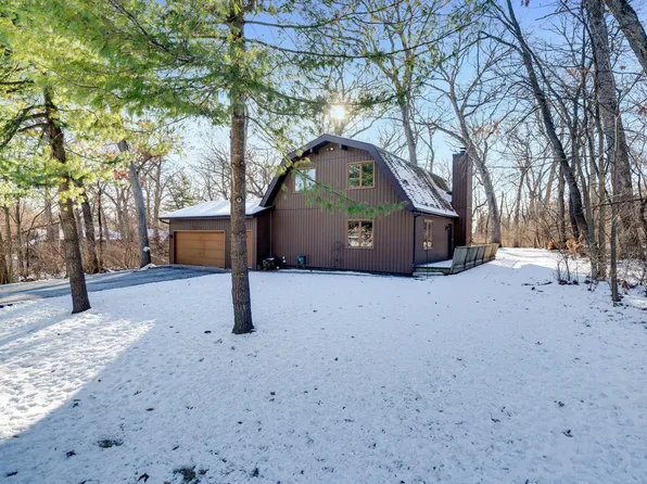 325 Rochester Rd NE, Poplar Grove, IL 61065