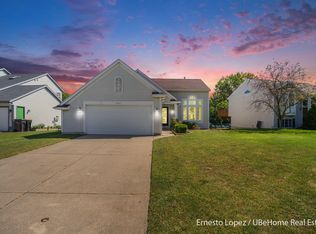 3312 Crystal Valley Ct, Holland, MI 49424