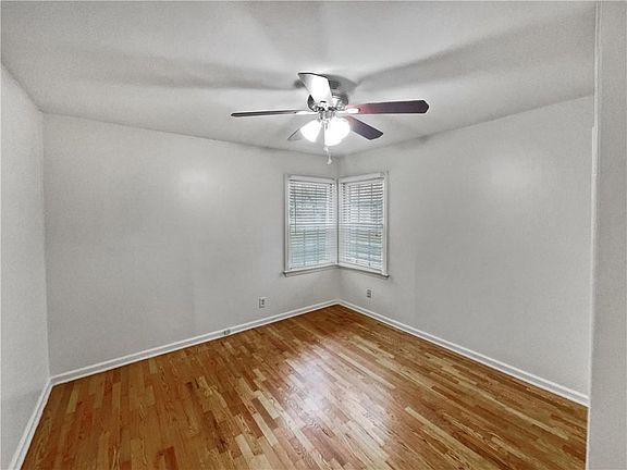 5th image of 5204 W 49th Ter