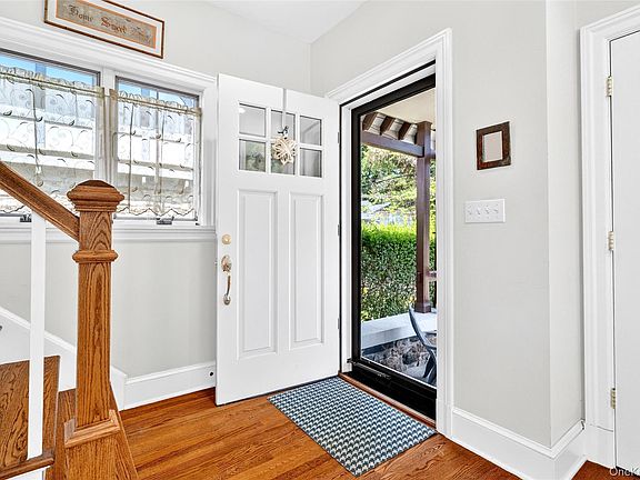 4th image of 193 Parkview Avenue