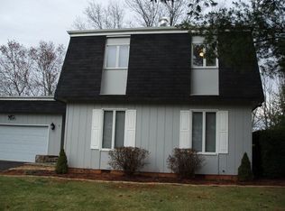 1025 Grace Dr, Johnson City, TN 37604