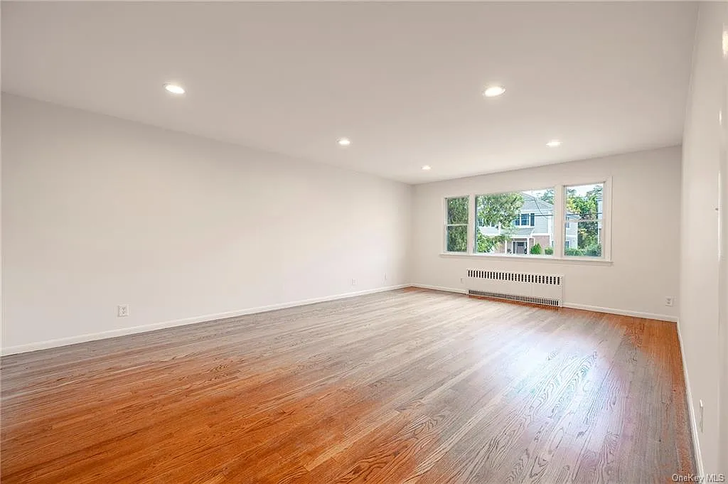 3 bed, 2.5 bath, 2113 sqft, $5,500 — Photo 4