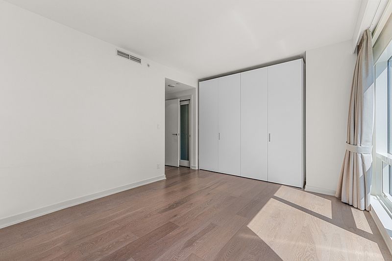 Vancouver Apartment for rent - 2 Bedrooms — photo 19