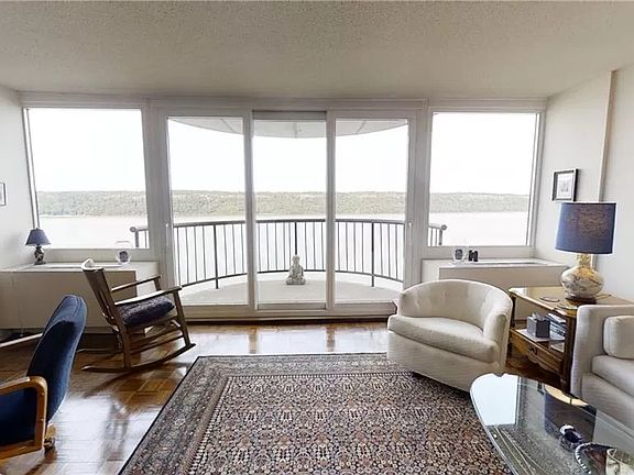5th image of 2521 Palisade Ave APT 9B