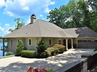 70 Chelteham Ln, Fairfield Glade, TN 38558
