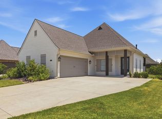 5839 Willow Breeze Dr, Lake Charles, LA 70605