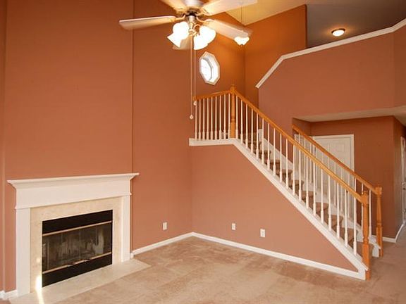 3rd image of 3036 Maddie Ln