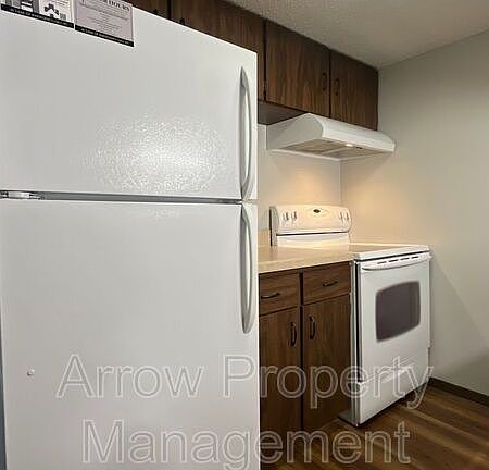4th image of 341 S 27th St #5