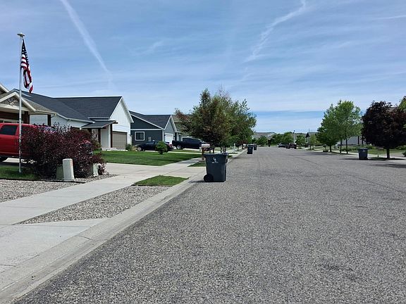 4th image of 909 New Mexico Dr