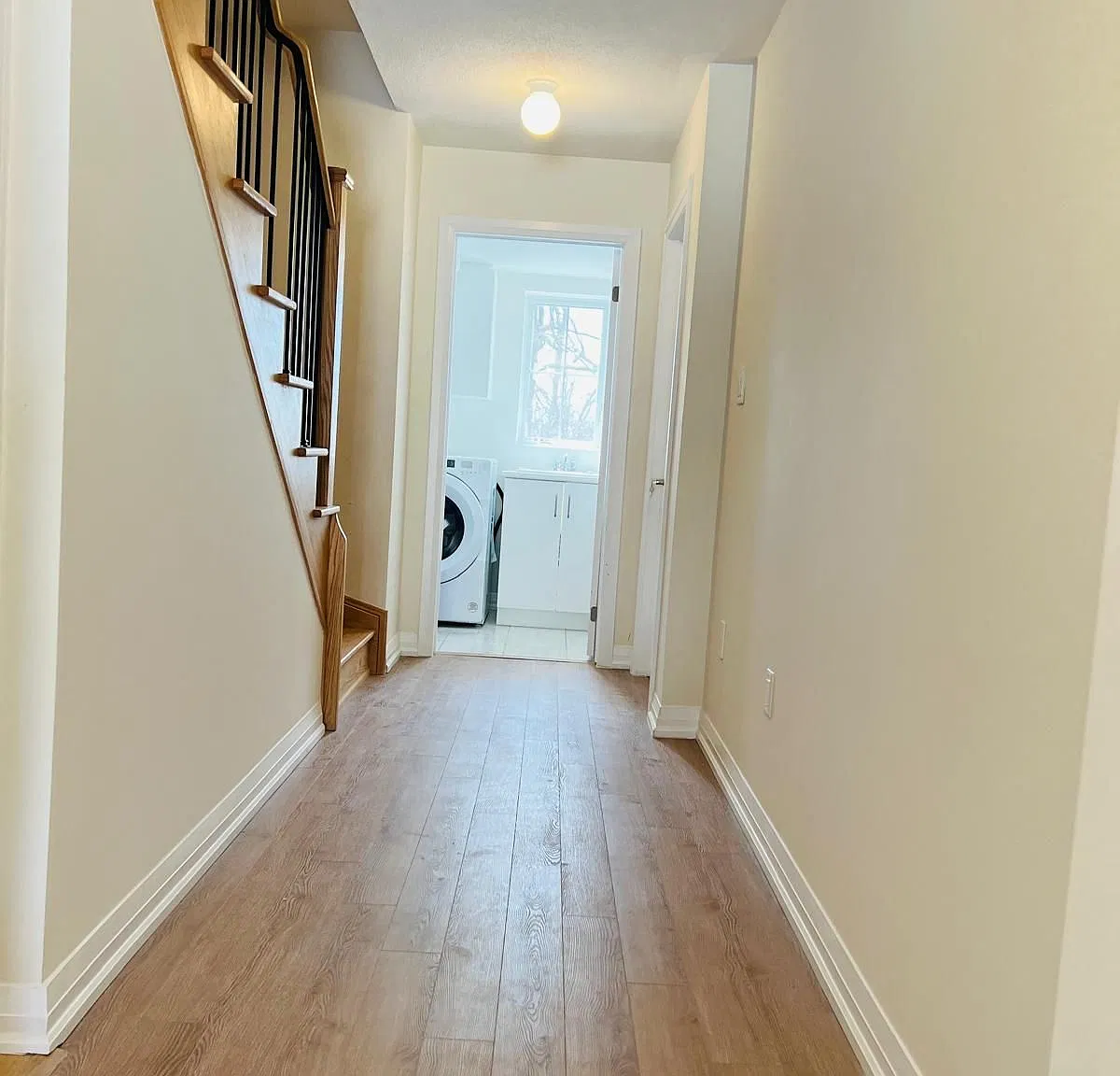 5 bed, $3,300 — Photo 2