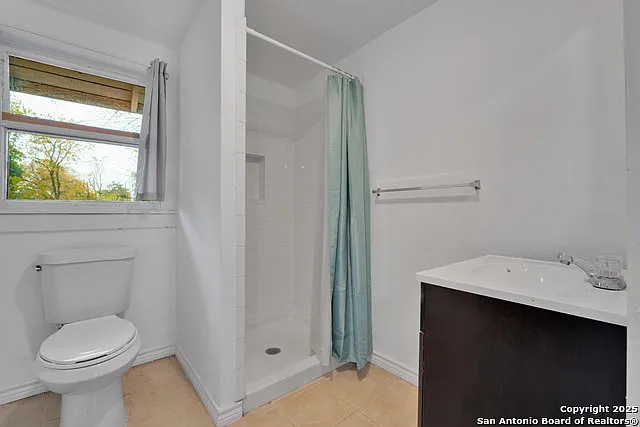 165 Division Ave #2 — Photo 5