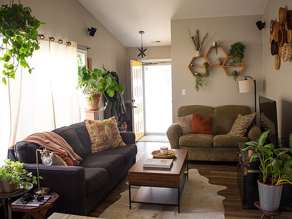 3rd image of 1108 Snowbird Ln
