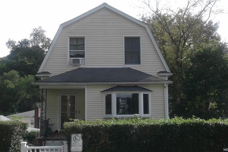 1st image of 46 Hall Ave